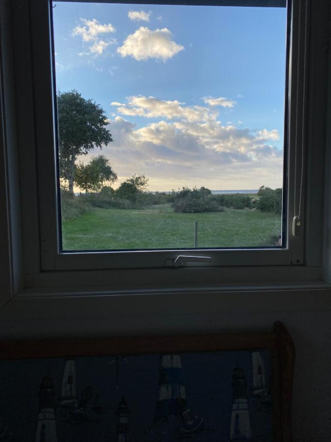 Freistehendes Einfamilienhaus Mit Boddenblick Naehe Ostsee Fuhlendorf  Luaran gambar