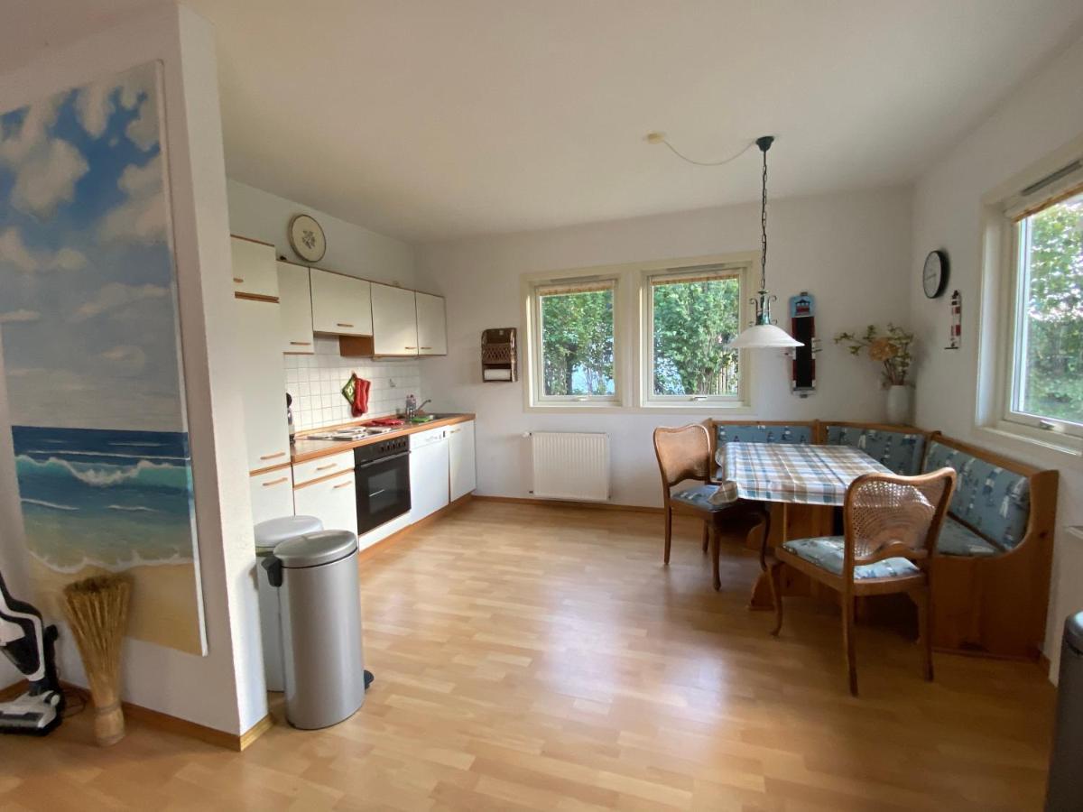 Freistehendes Einfamilienhaus Mit Boddenblick Naehe Ostsee Fuhlendorf  Luaran gambar